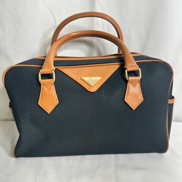 Yves Saint Laurent Handbags - Yves Saint Laurent Handbag